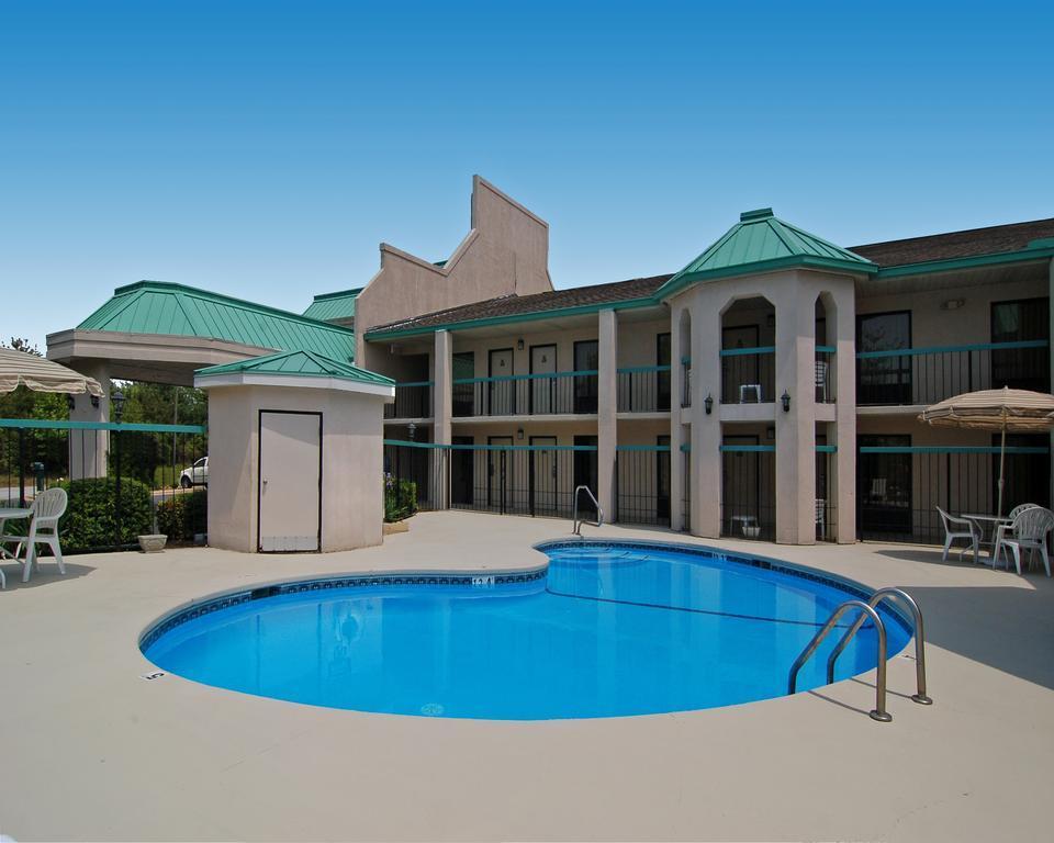 Econo Lodge Hendersonville Exterior photo
