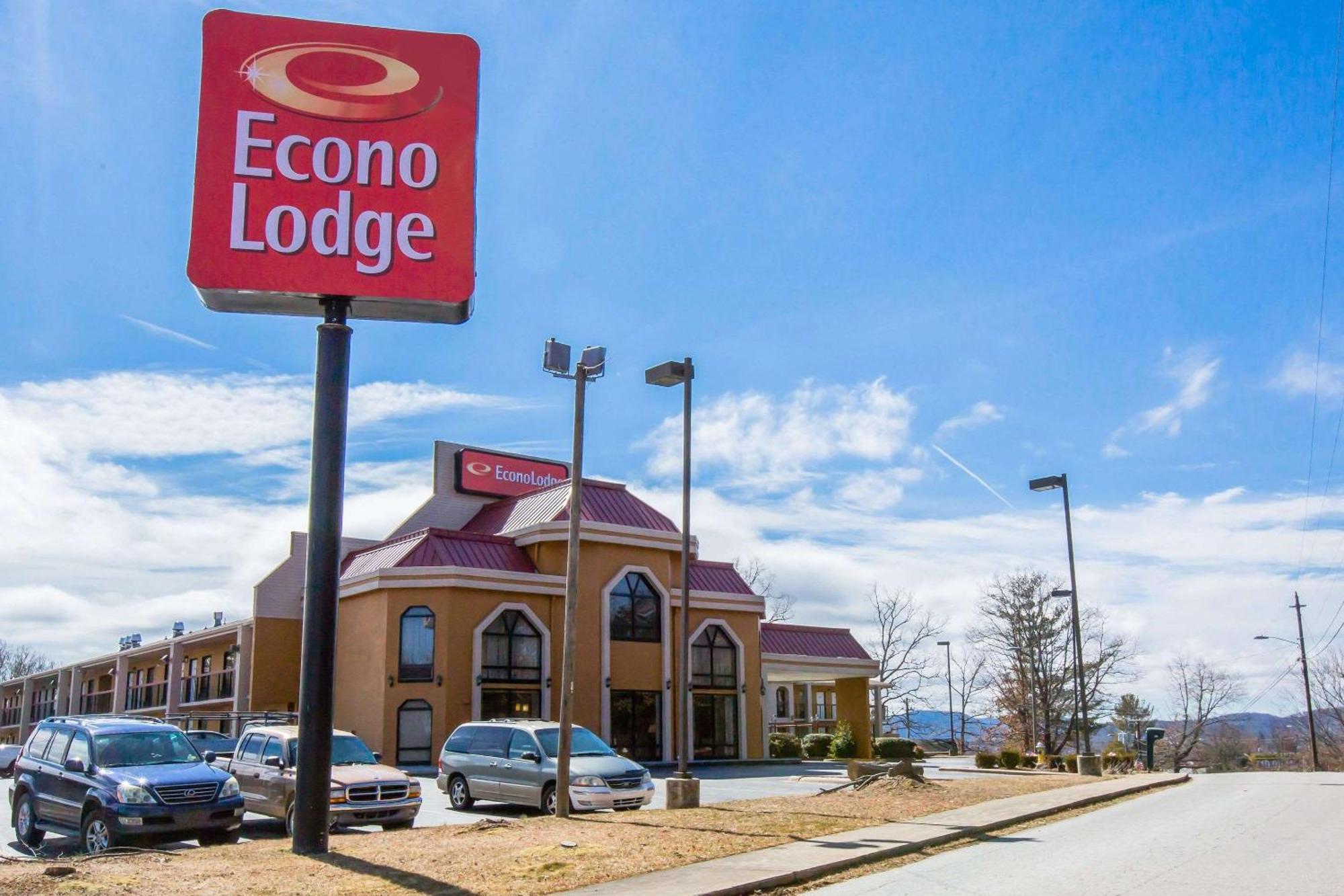 Econo Lodge Hendersonville Exterior photo