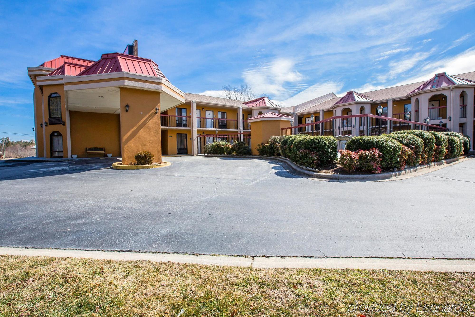 Econo Lodge Hendersonville Exterior photo